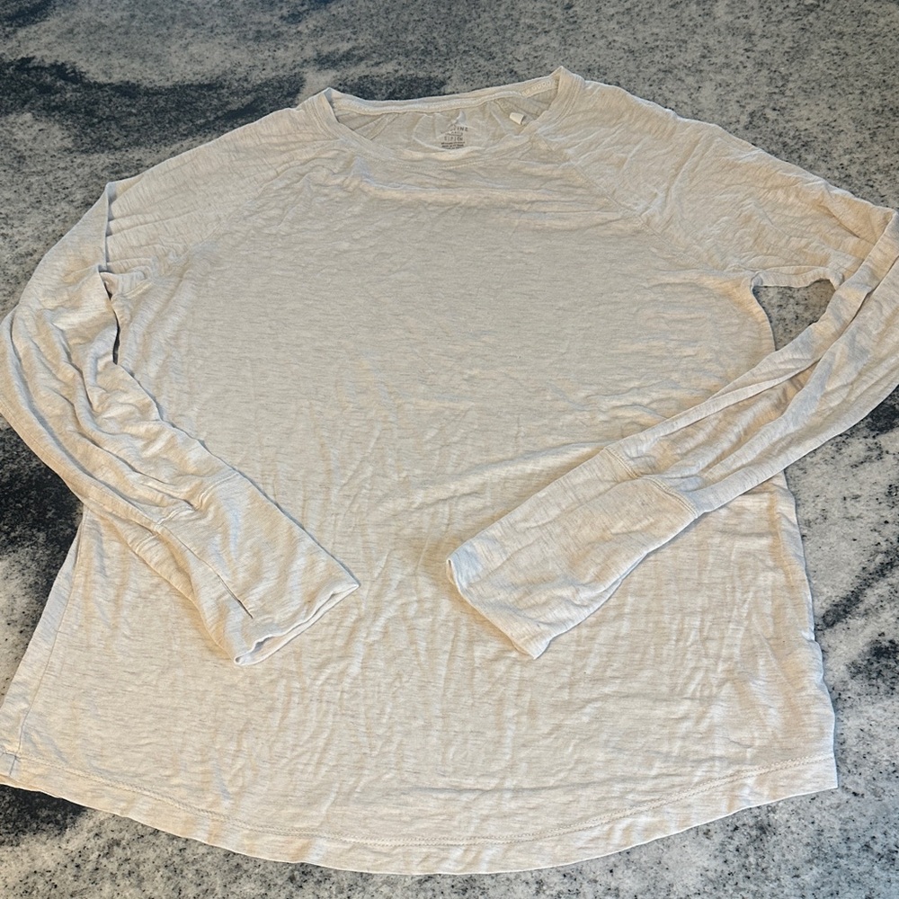 Aerie Offline Long Sleeve Shirt oatmeal cream color Size‎ small